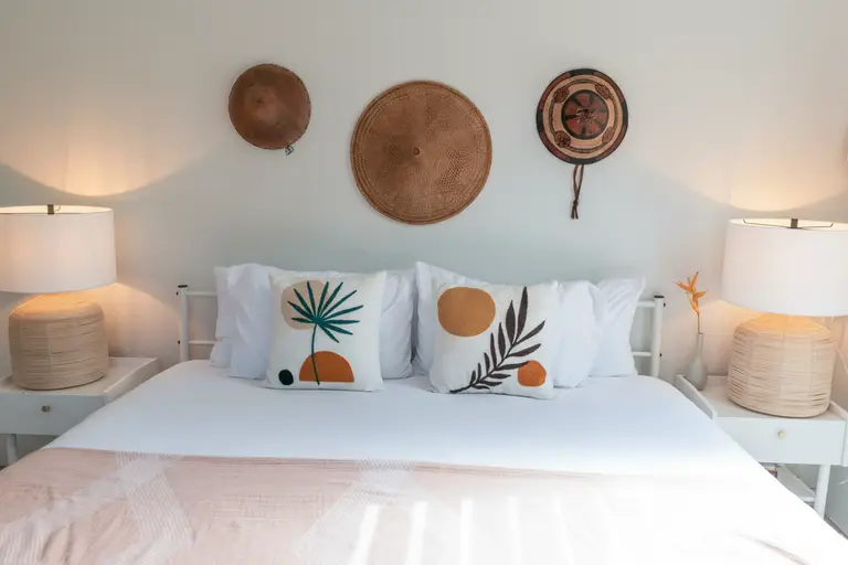 Bright bedroom with ocean view in Oahu Hawaii vacation rental